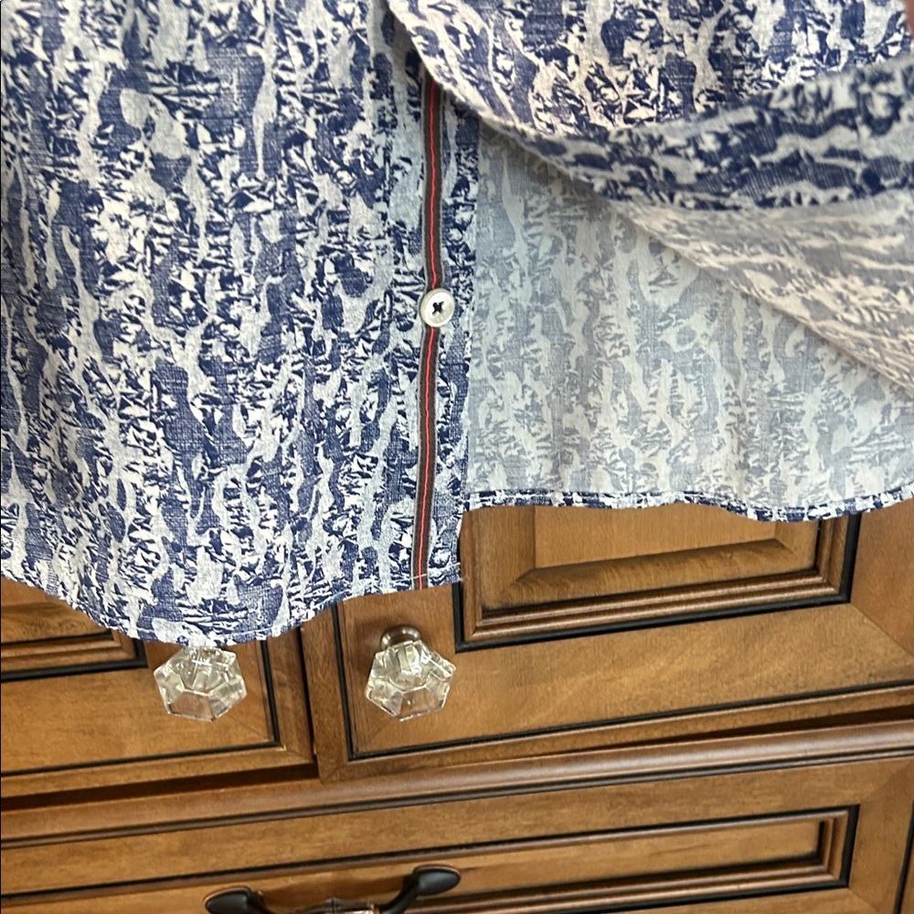 Bugatchi Men's Blue and White Casual Shirt - Picture 4 of 7